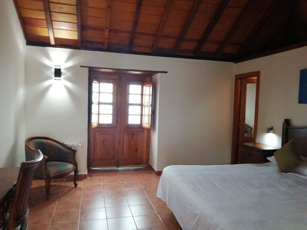 Casablanca Hotel Rural 14/65