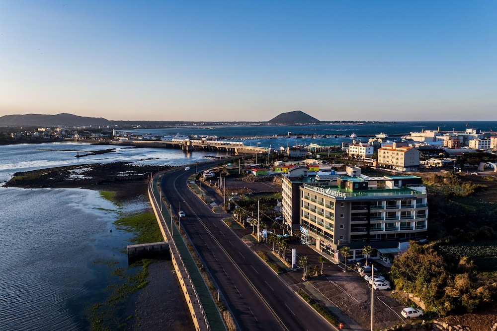Hotel Aroha 6/47