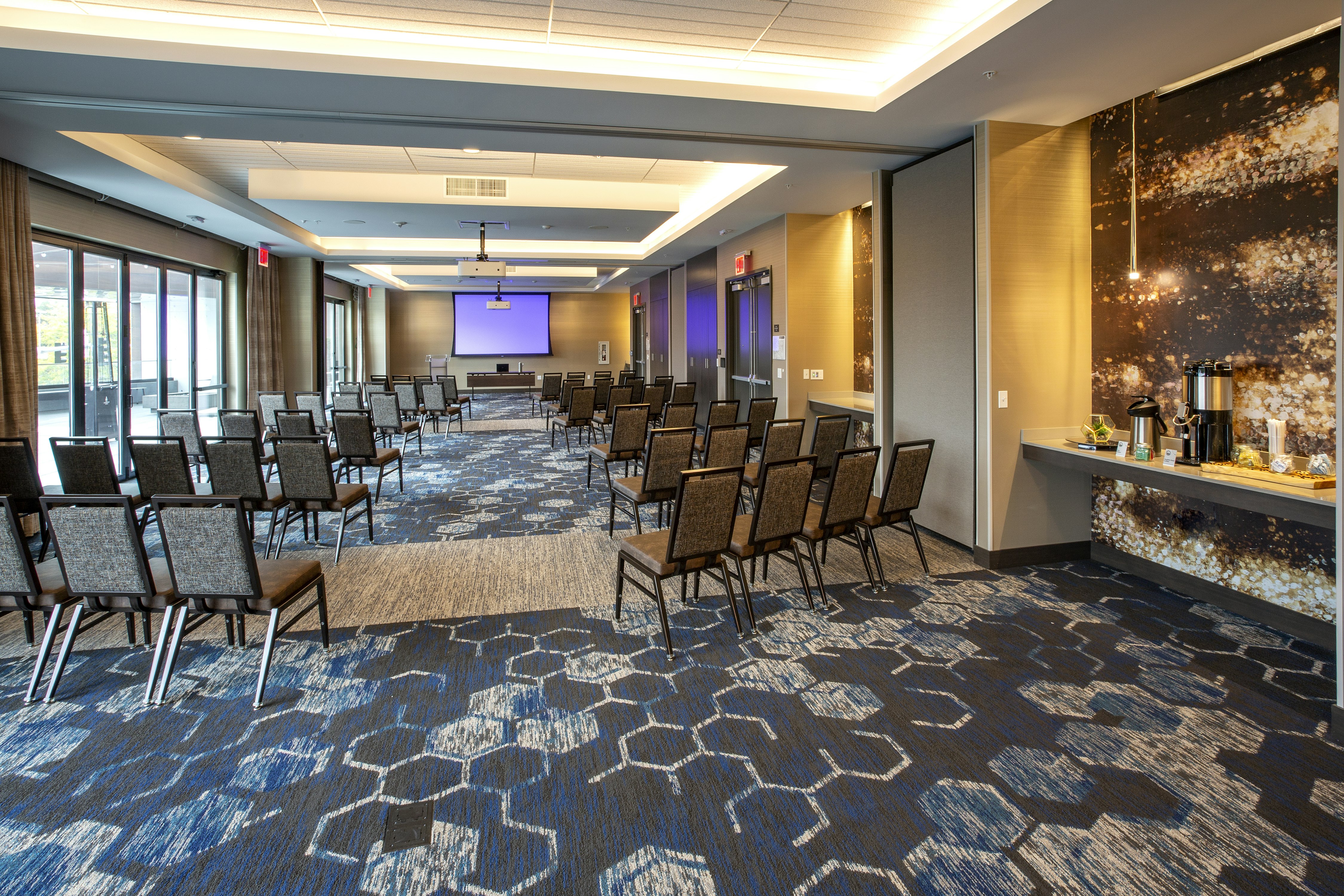Hilton Garden Inn Redmond Town Center 50/56