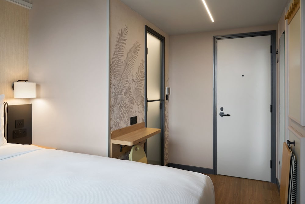 Four Points Flex by Sheraton London Euston 11/40