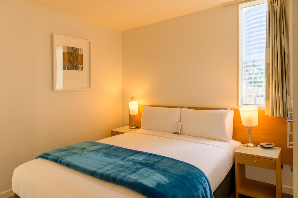 1 BEDROOM, PREMIUM, APARTMENT