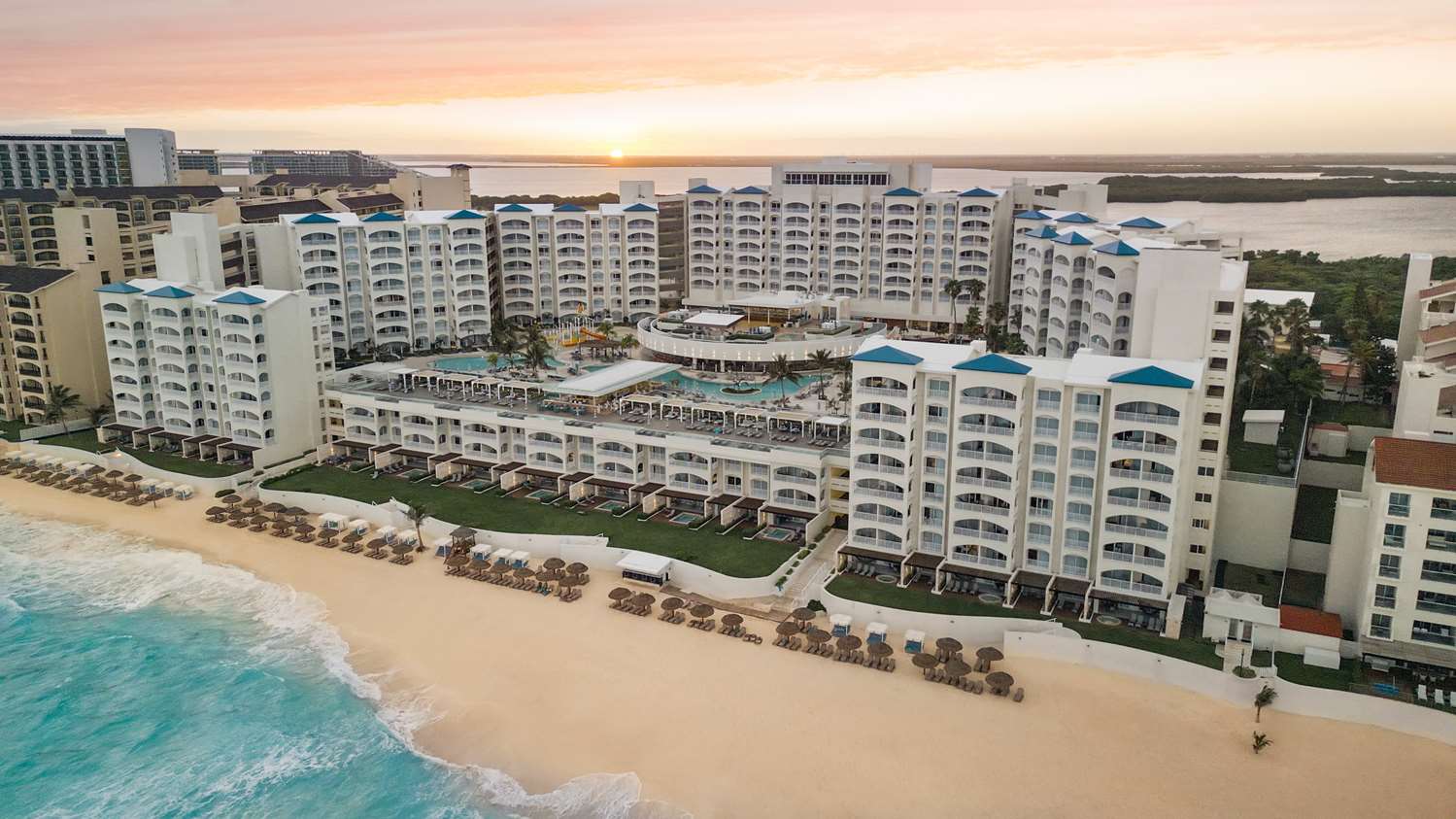 Hilton Cancun Mar Caribe All Inclusive Resort 49/50
