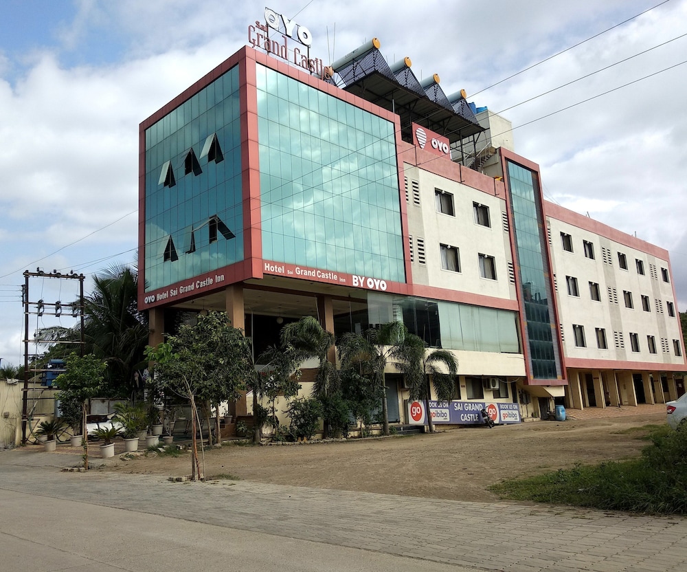 Hotel Sai Grand Castle Inn 2/38