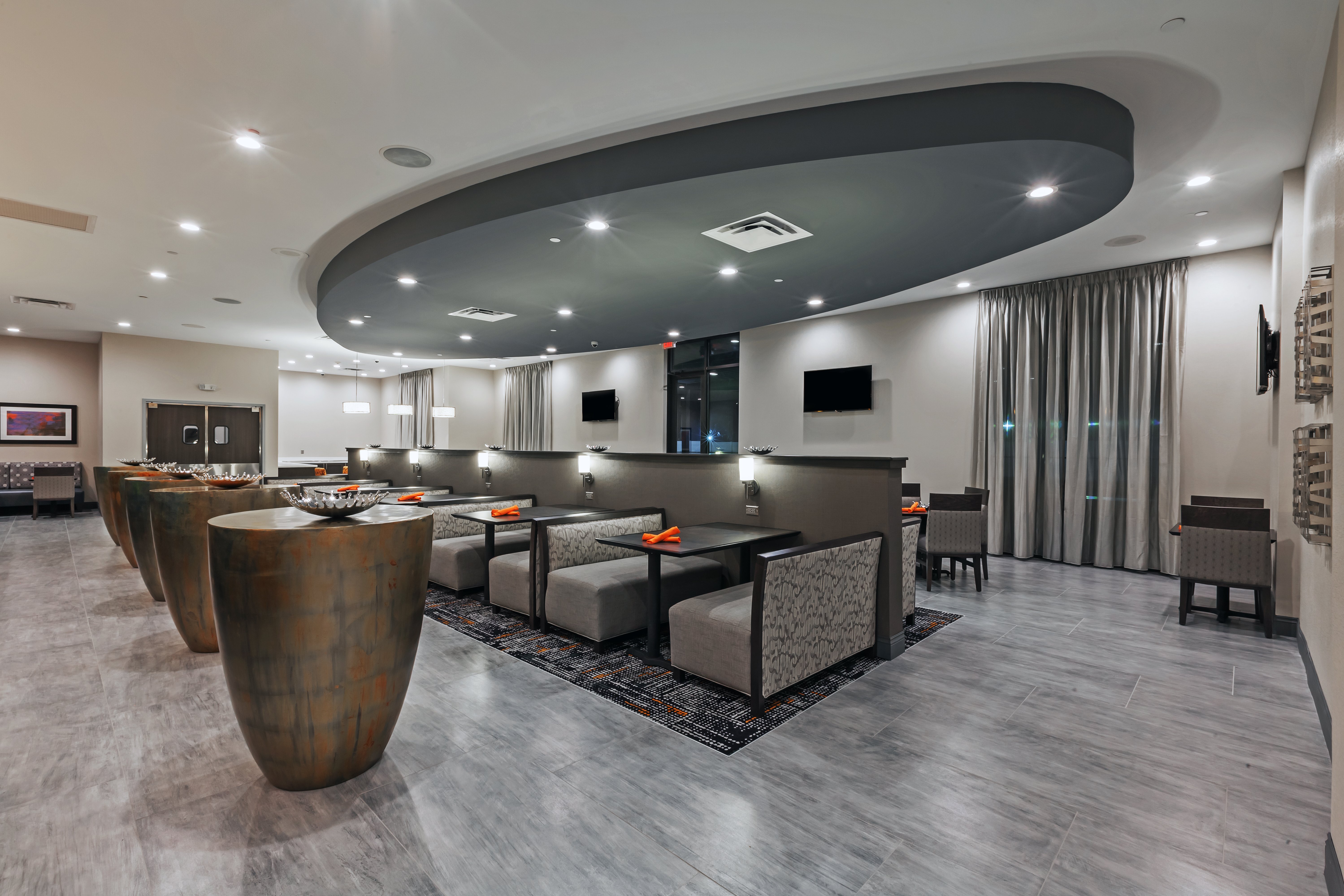 HOLIDAY INN HOUSTON NE - BUSH AIRPORT AREA 50/64