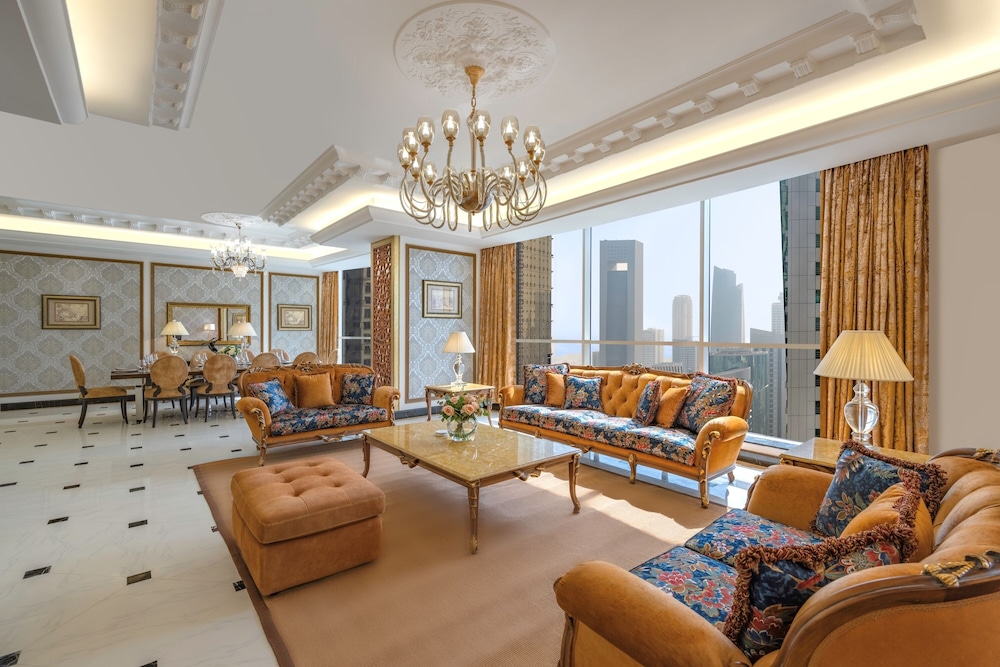 Dusit Hotel And Suites 39/64