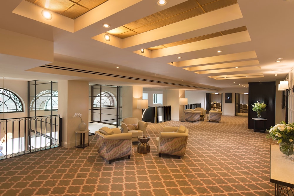 Mayfair Hotel 29/66