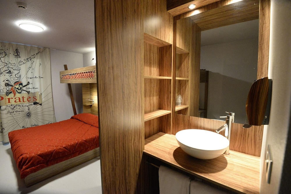 Hotel Du Parc Pirates 26/45