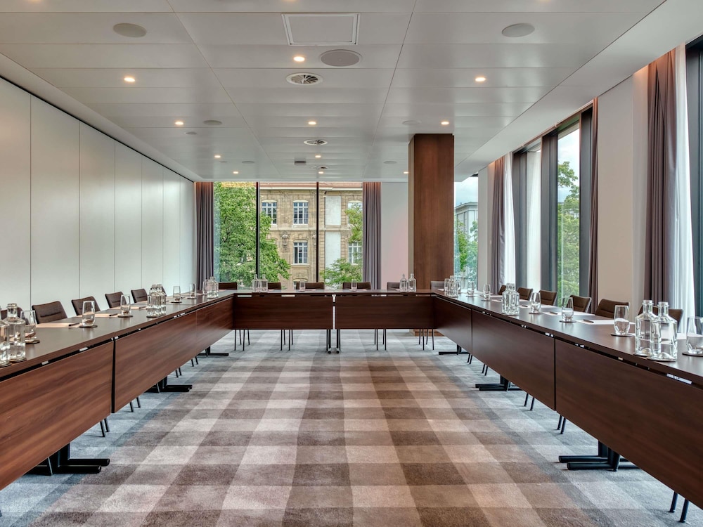 Movenpick Hotel Basel 37/70