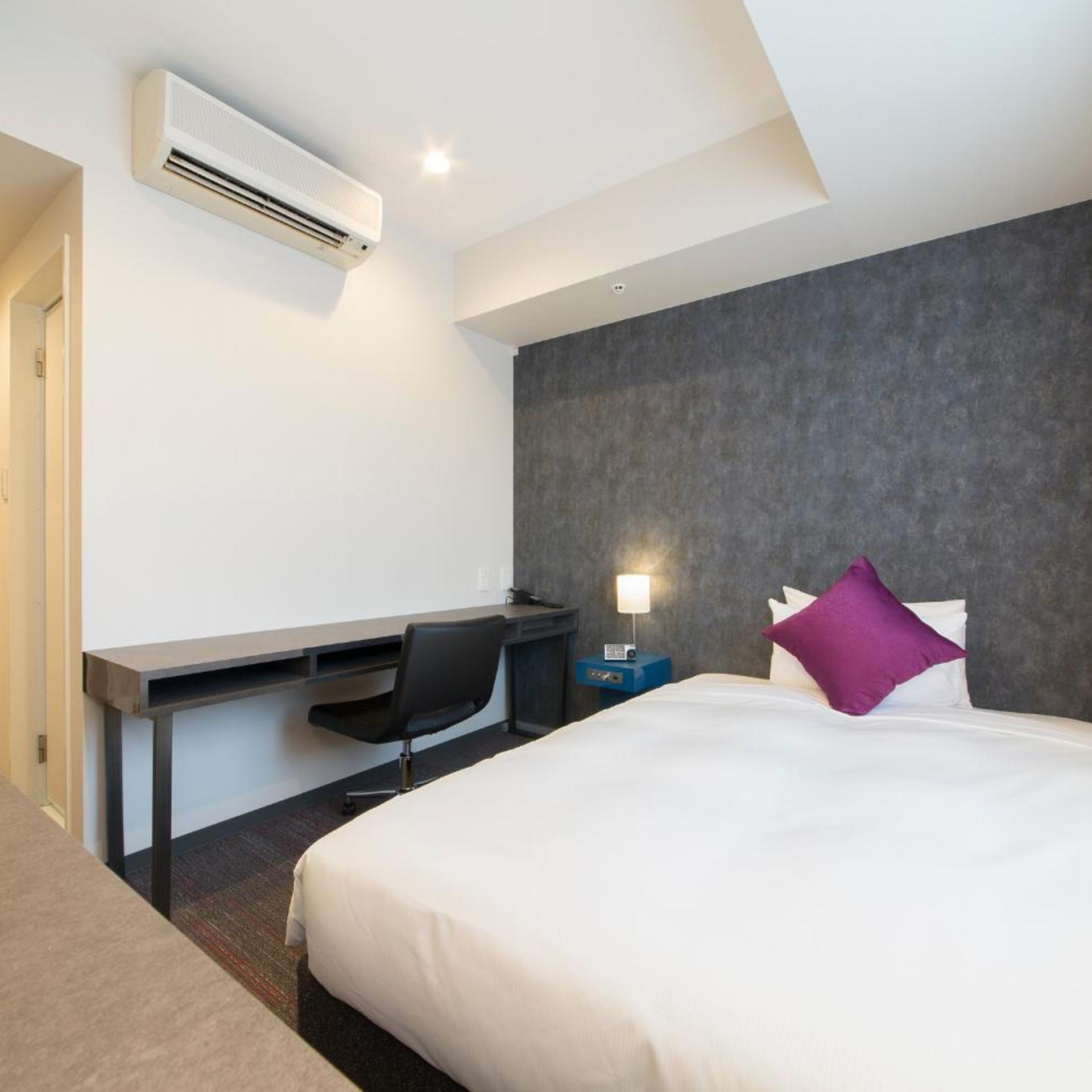 Moderate, Semi Double Bed