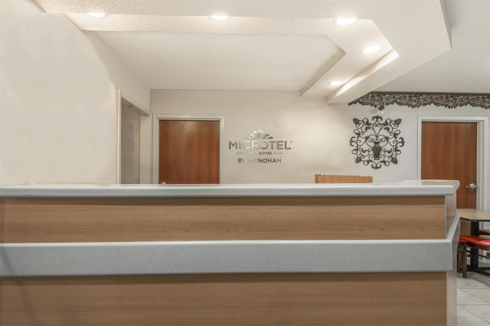 Microtel Inn Suites By Wyndham Auburn 4/22