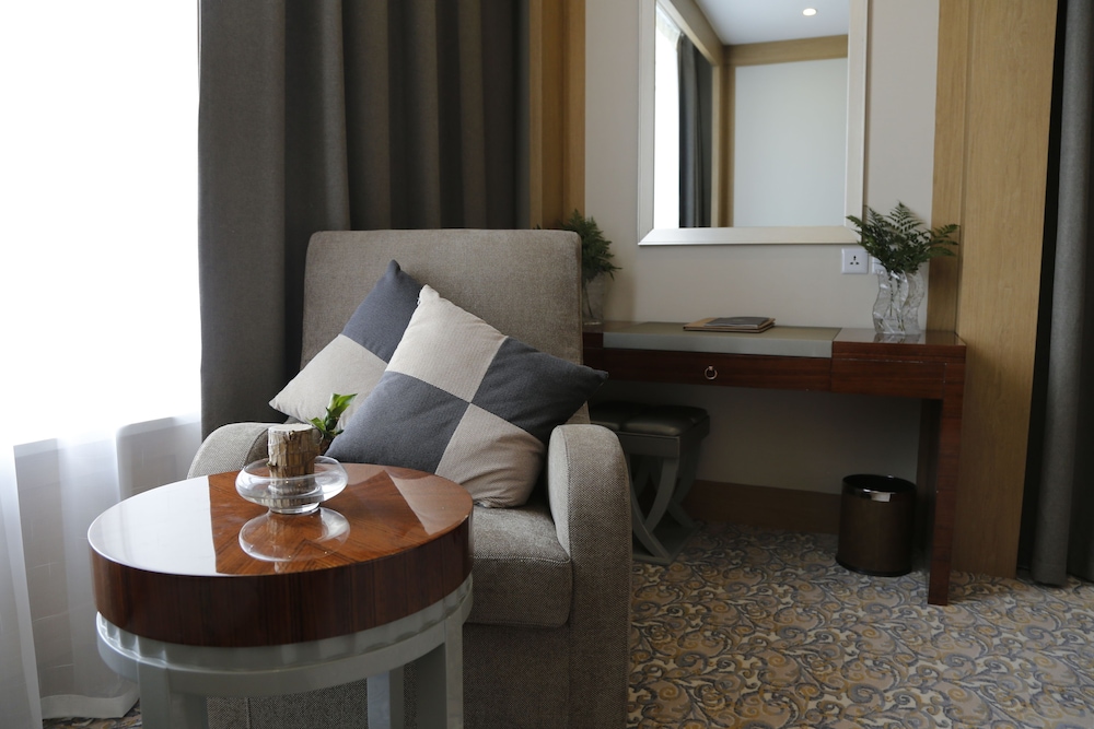 Royal Mountain Hotel 32/50