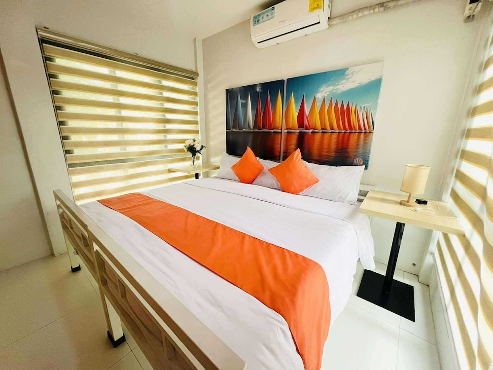 Room at Townhouse Oak Kegama Residences, Dasmarinas