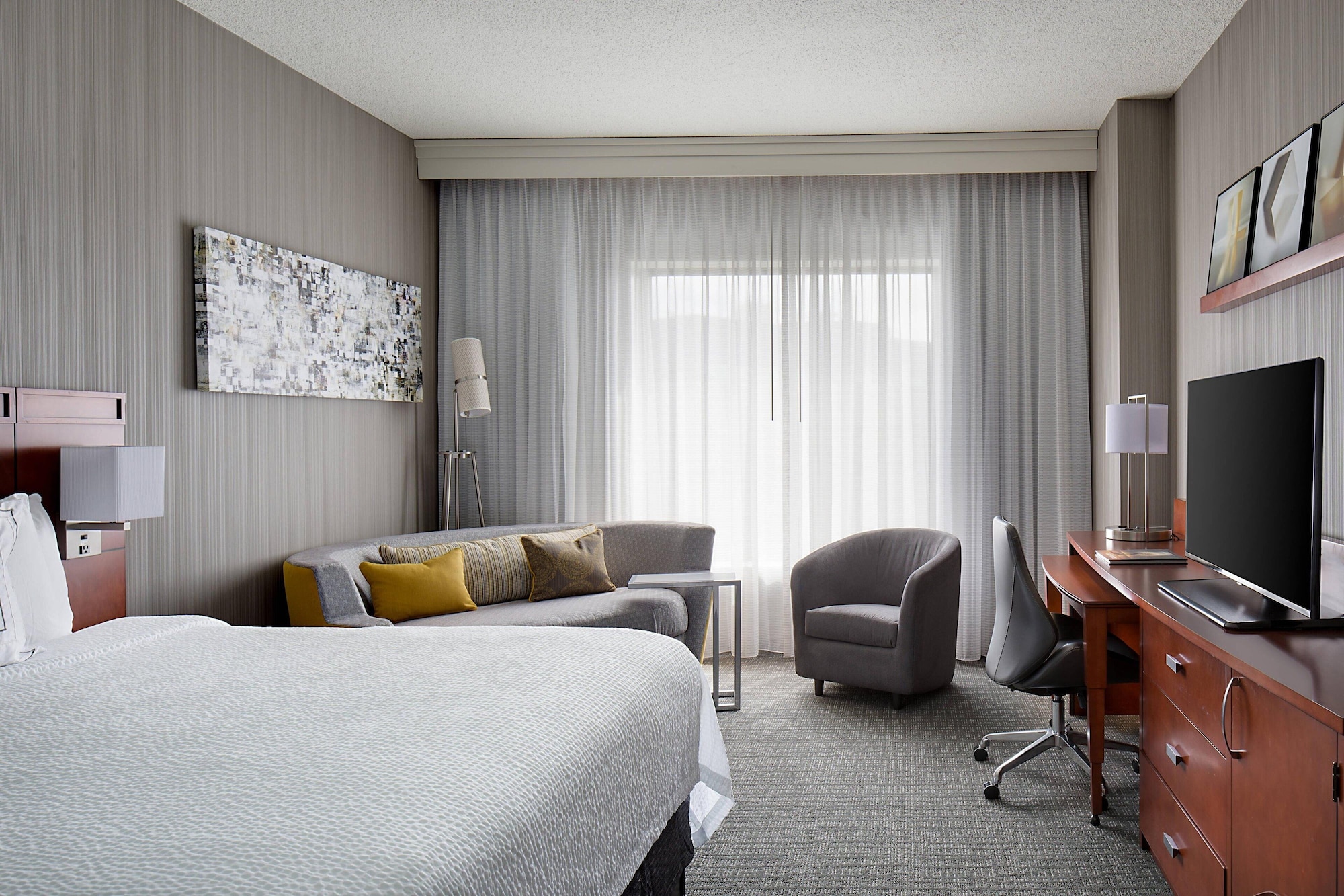 Room at Courtyard By Marriott Downtown Grand Rapids, GRAND RAPIDS - MI