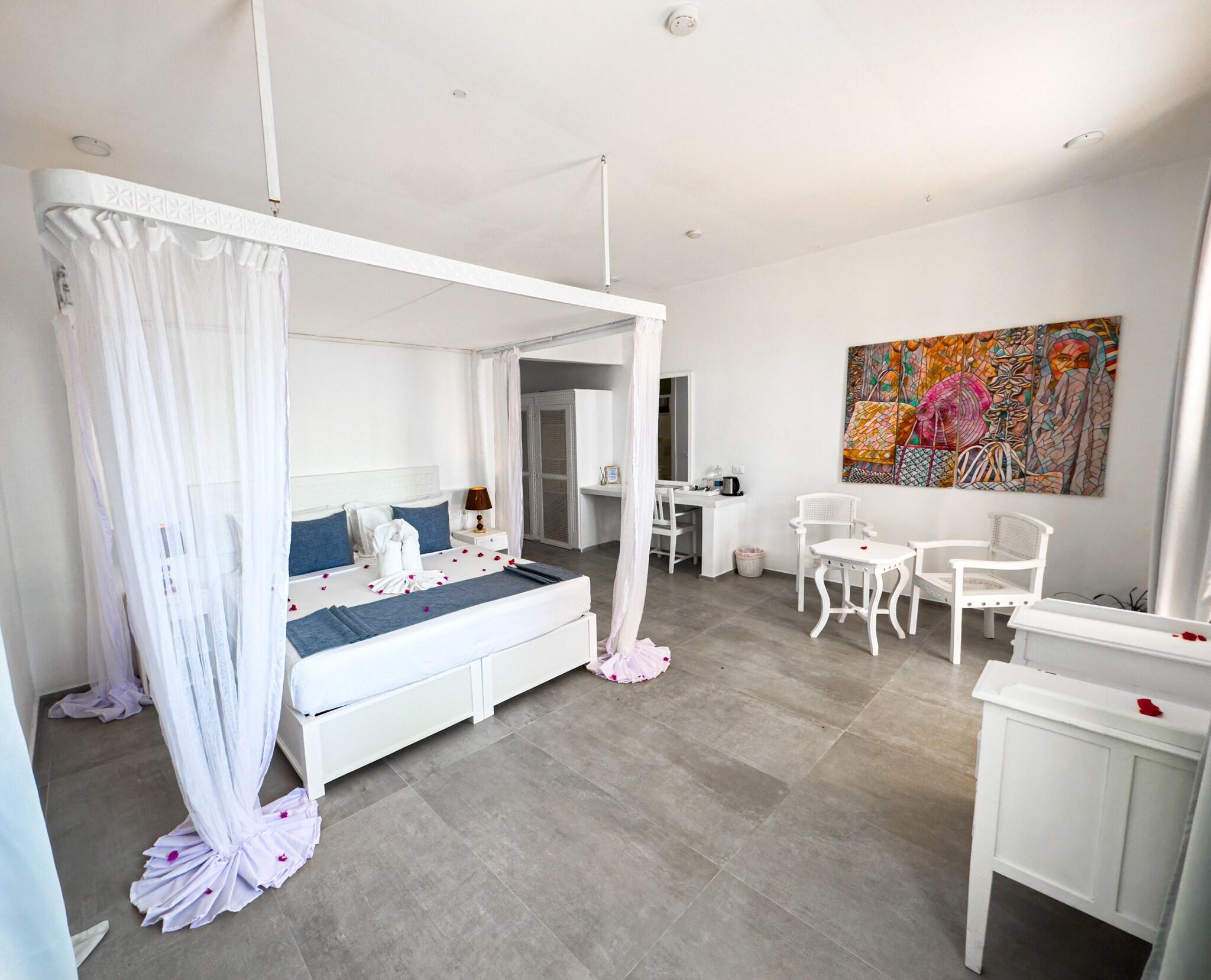Villa, Sea Front