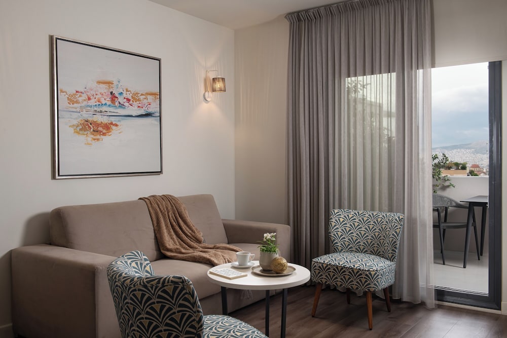 Urban Nest Suites and Apartments 46/75