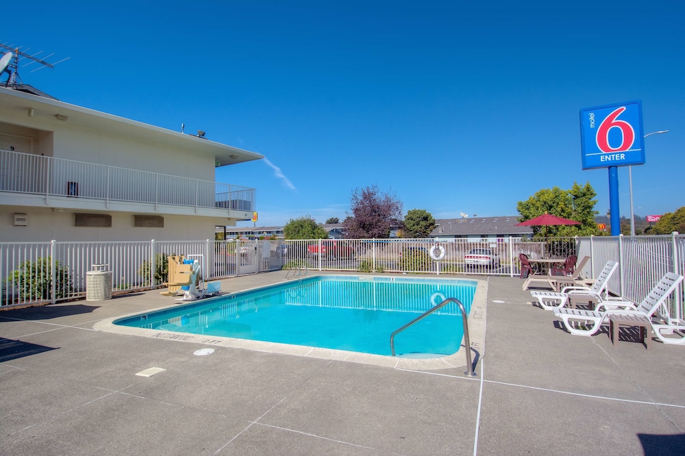 Motel6 Arcata, CA – Cal Poly Humboldt in ARCATA - CA