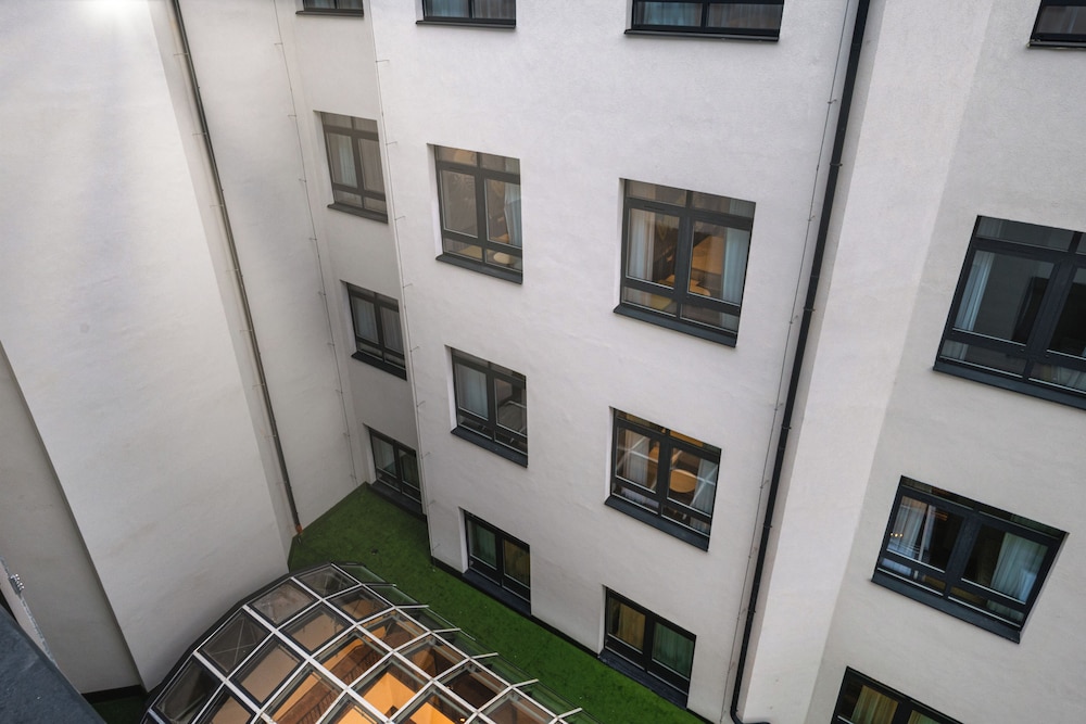 Mamaison Vibe hotel Downtown Budapest in BUDAPEST