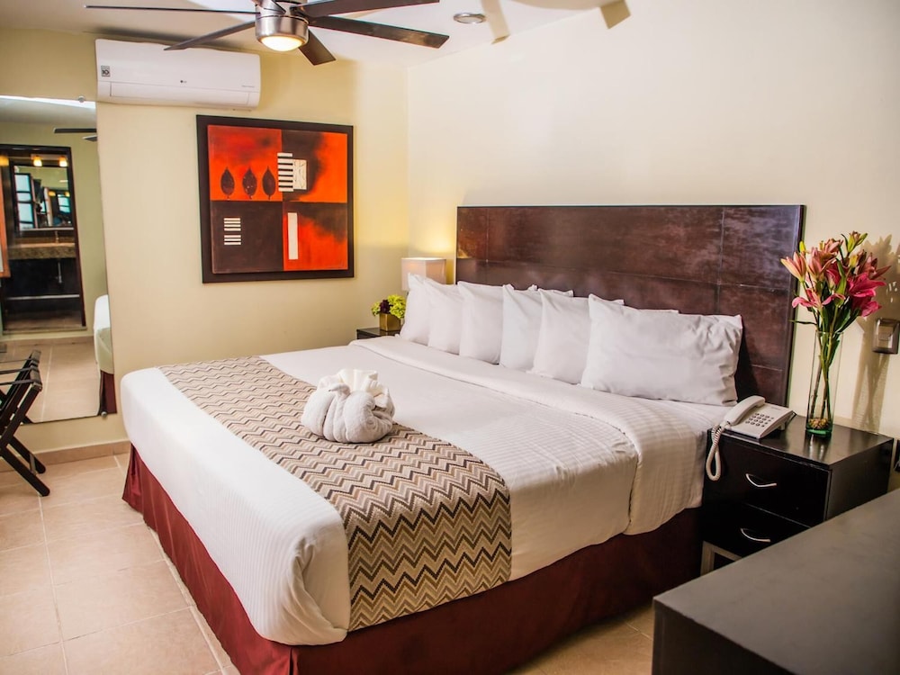 H177 Hotel 22/53