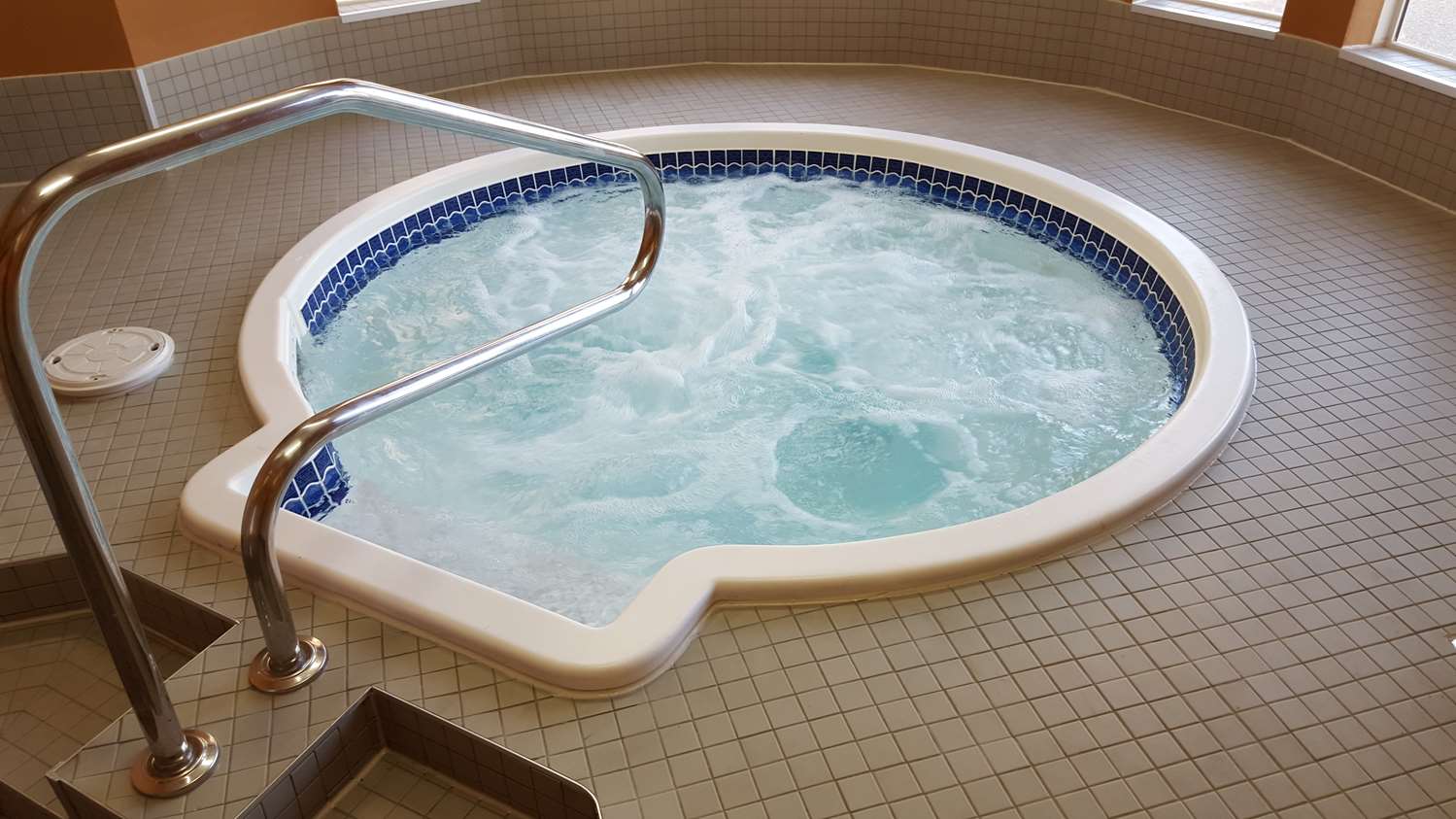 SureStay Plus Hotel By Best Western Lethbridge 9/16