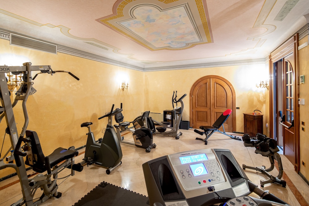 Hotel Villa Del Sogno 45/77
