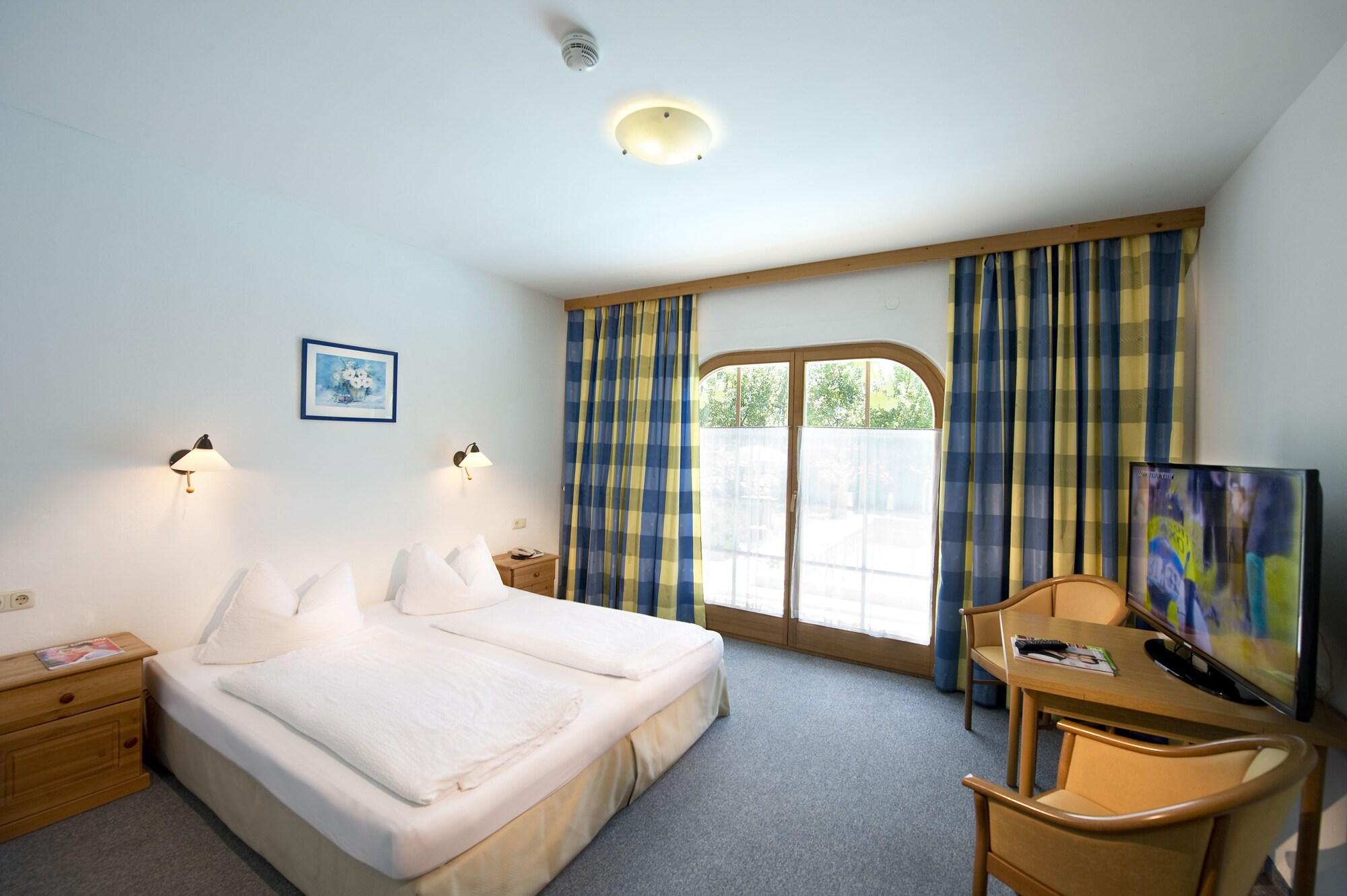 Ferienhotel Alpenhof 4/16