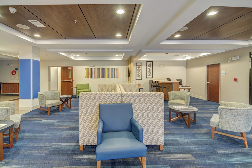 Holiday Inn Express Hotel And Suites Foley 58/75