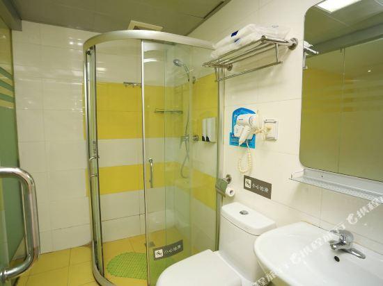7 Days Inn (Chongqing Yuanjiagang Olympic Sports Center) 18/20