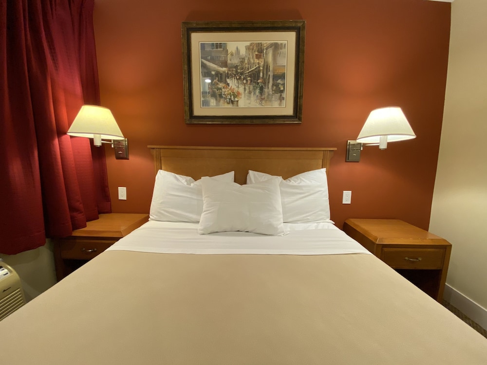 Sahara Courtyard Inn 19/70