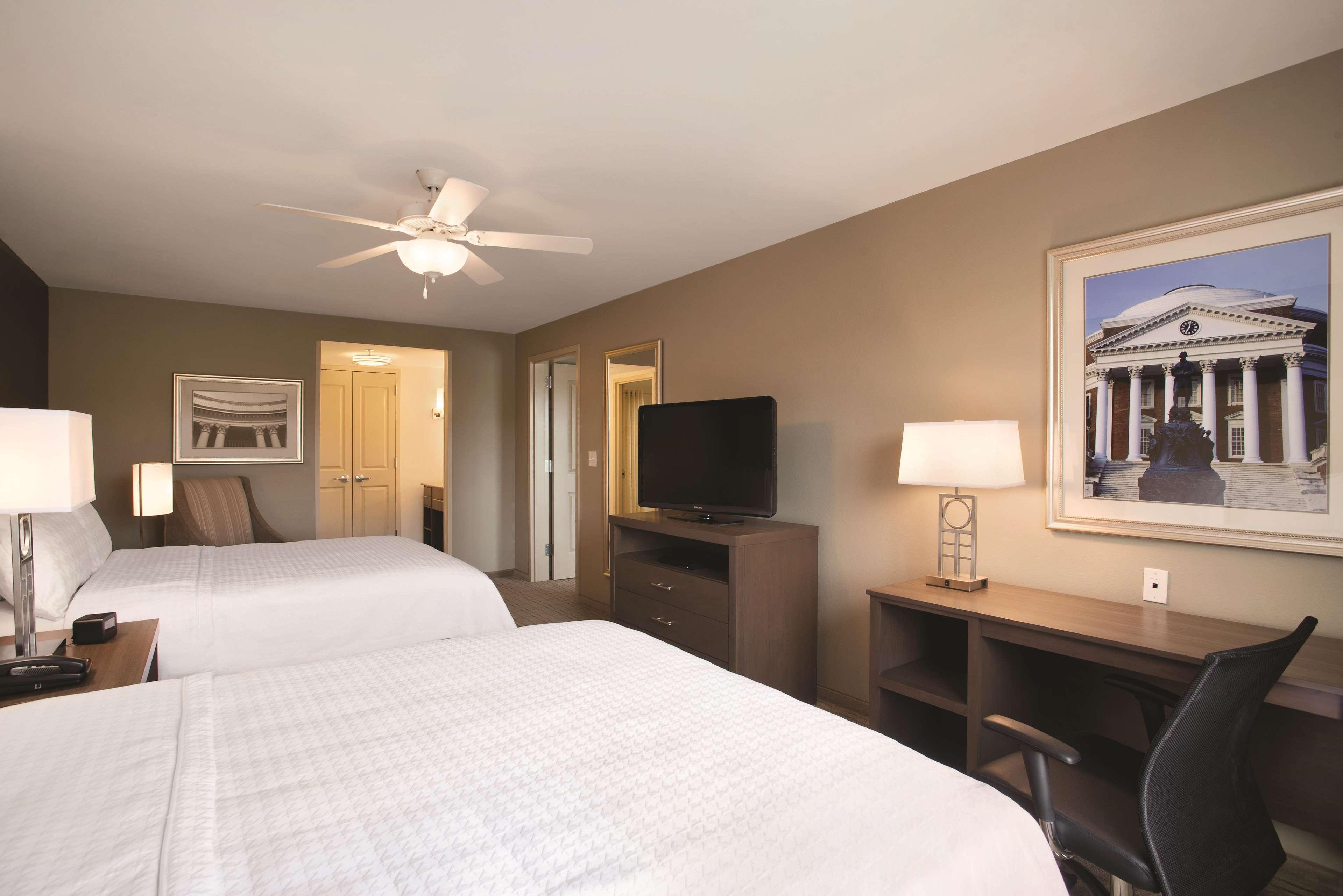 1 BEDROOM, SUITE, 2 QUEEN BEDS