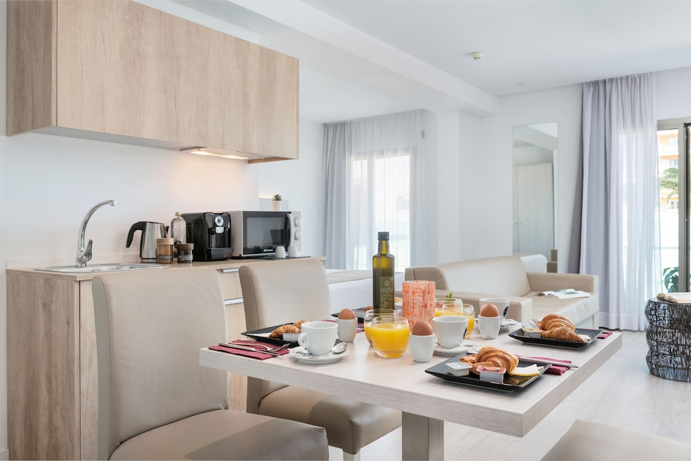 Llaut Boutique Hotel 33/50