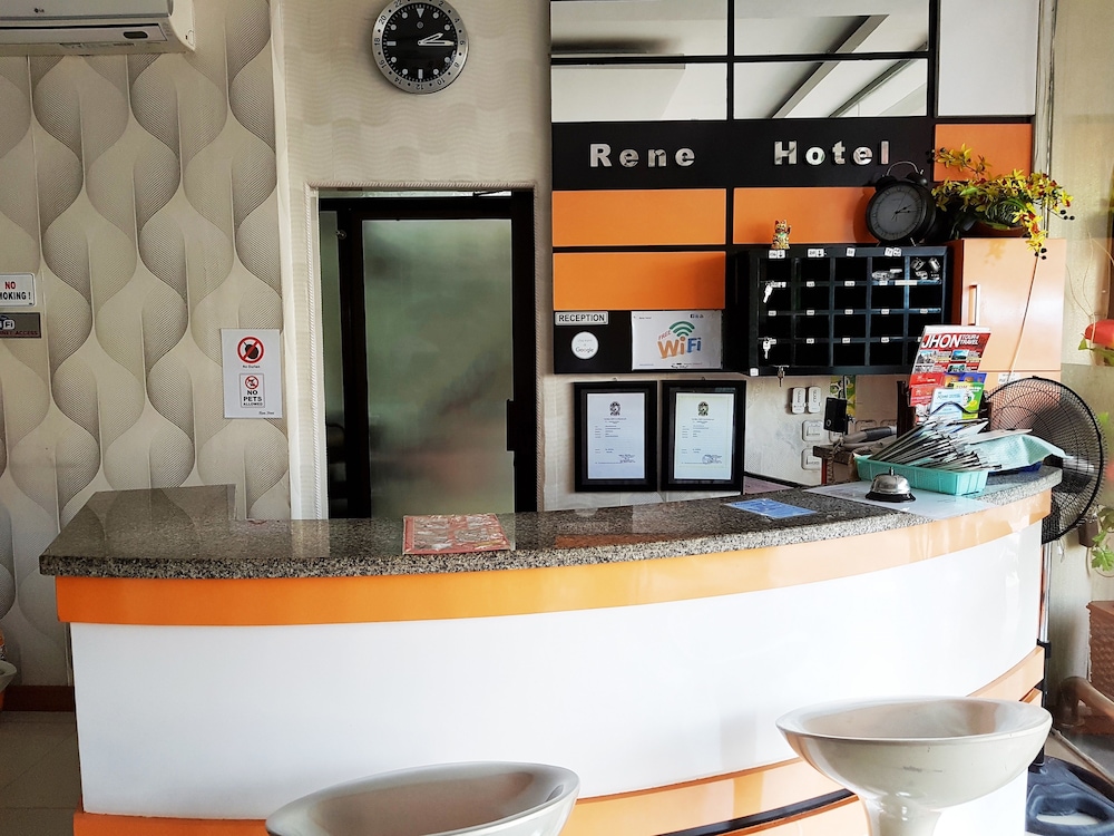 Rene Hotel 7/41