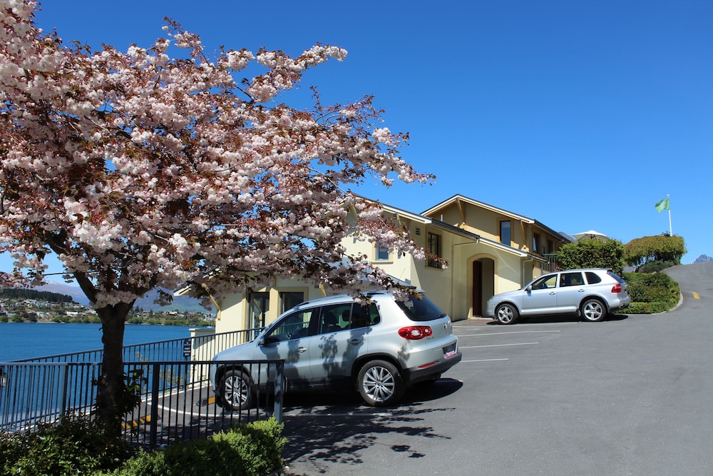 Villa del Lago 26/50