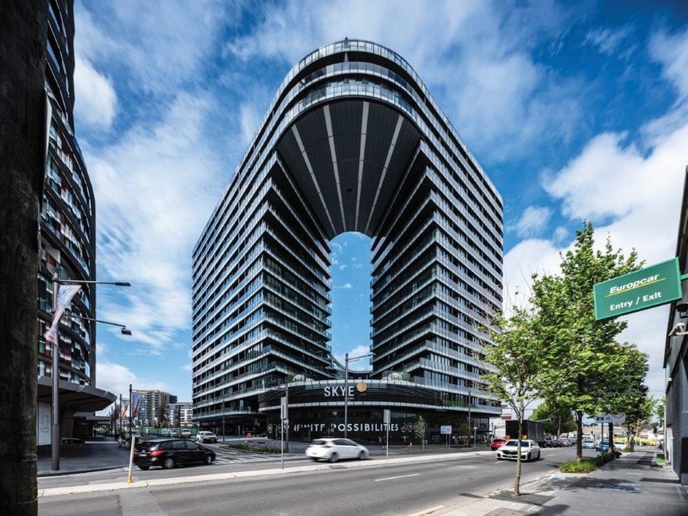 One Global Resorts Green Square 47/50