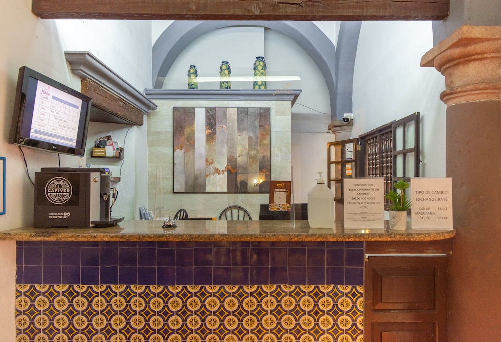 Hotel Hidalgo 6/48