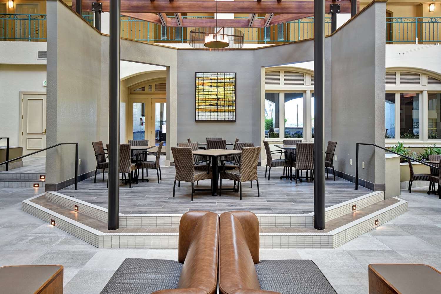 restaurant cafeteria