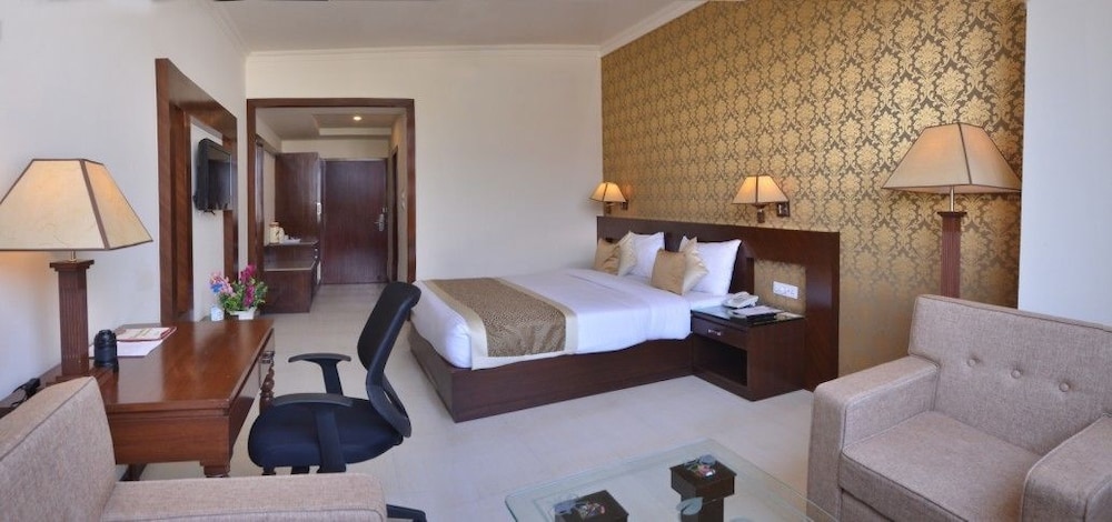 Devashish Hotel 12/27