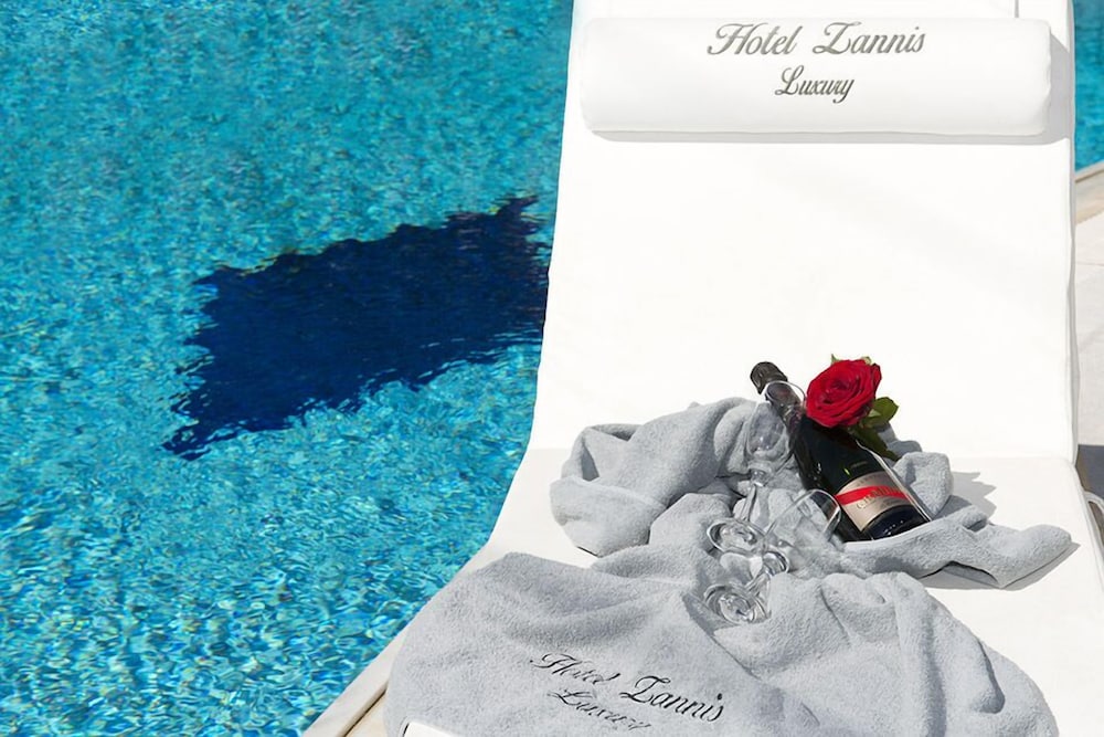Zannis Hotel 28/55