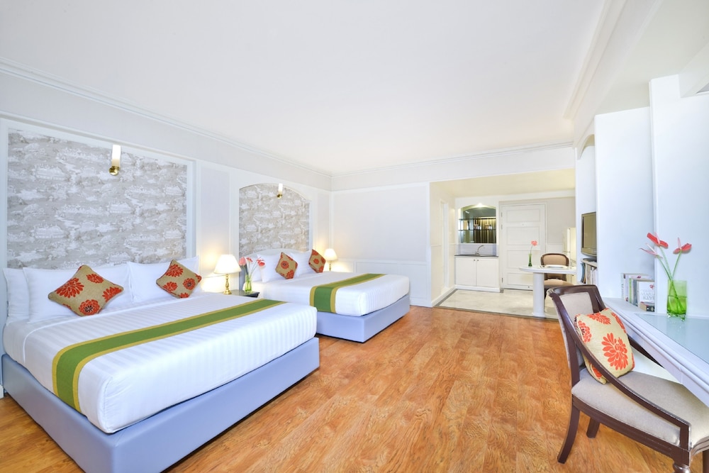 Centre Point Plus Hotel Pratunam 19/74