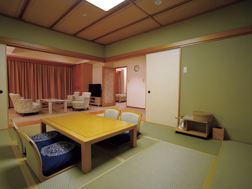 The Gran Resort Elegante Awajishima 40/59