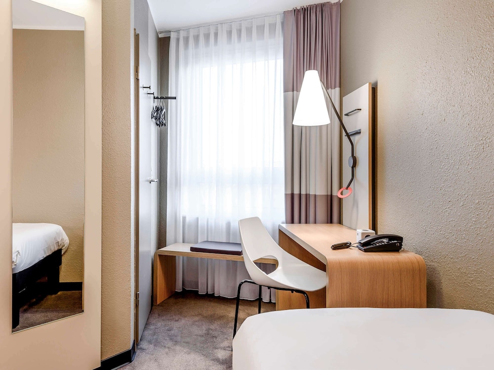 Ibis Frankfurt Centrum 42/75