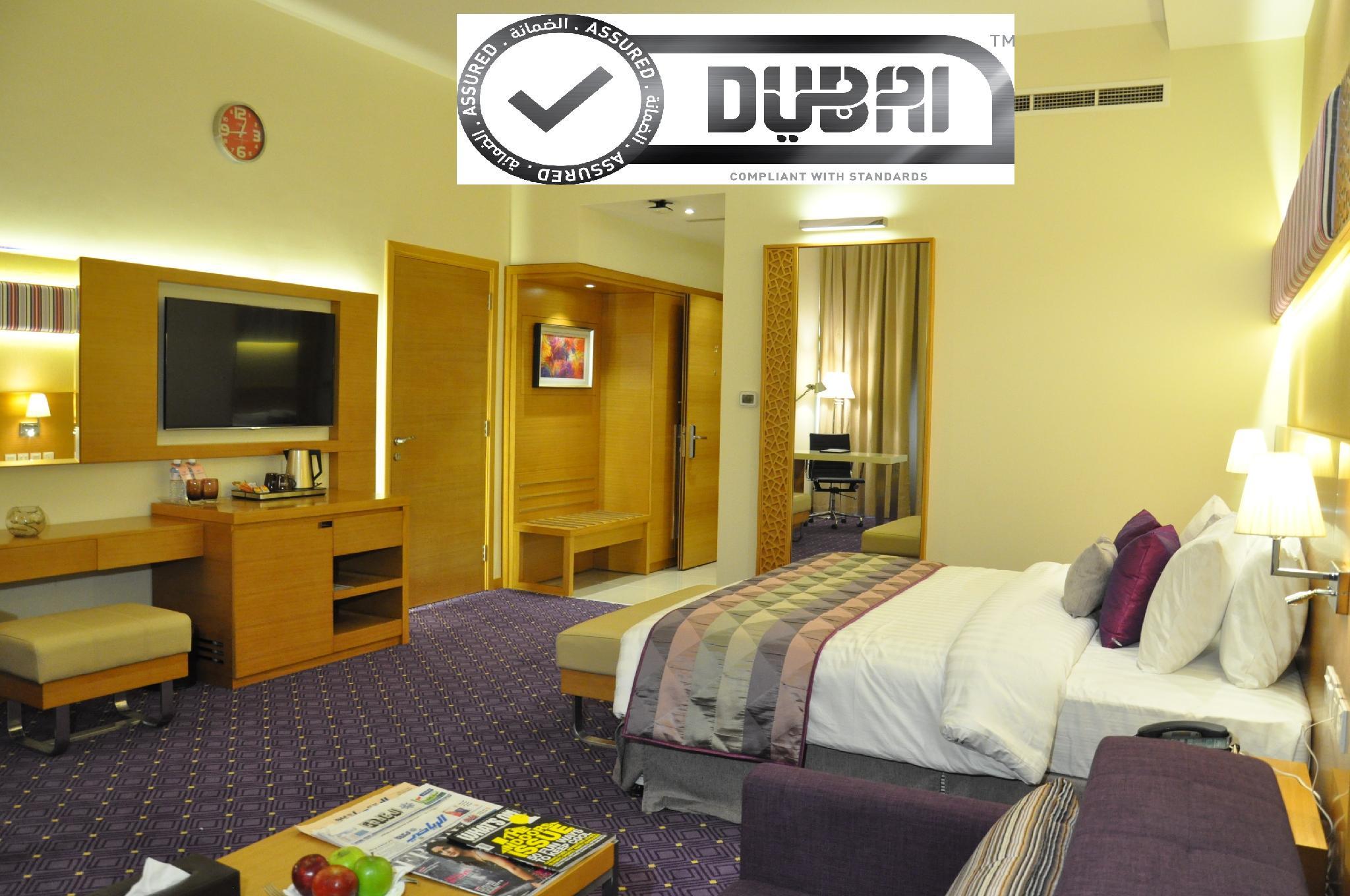 DELUXE, DOUBLE OR TWIN BED