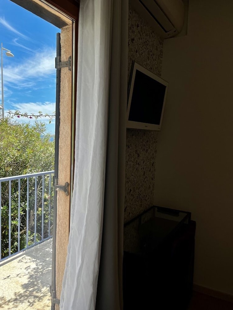 Le Patio 39/49