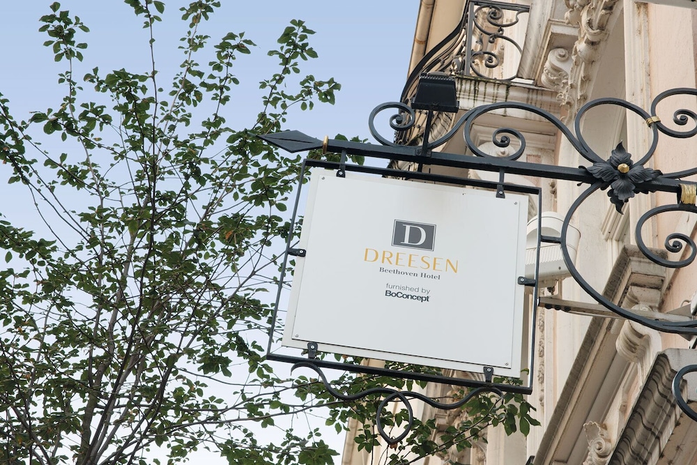 Beethoven Hotel Dreesen - furnished by BoConcept 2/29