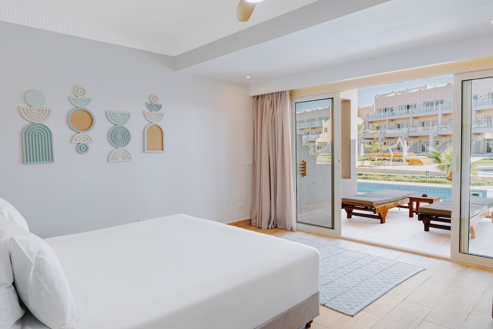 Diamond Beach by Pearl Resorts 31/84