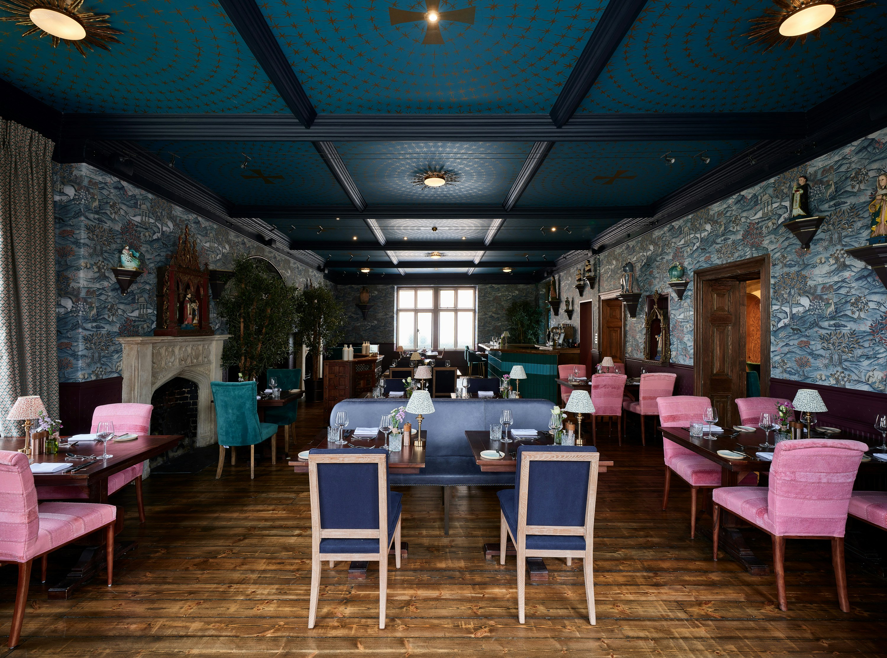 The Old Bell Hotel 52/65