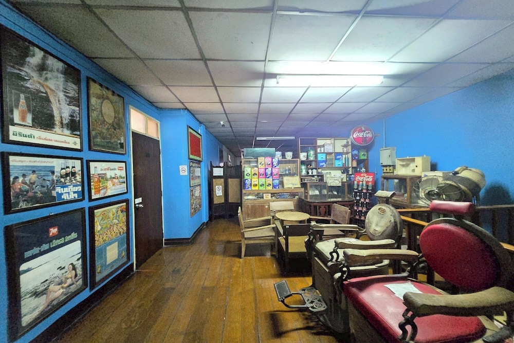 Tapae Inn Hotel 27/44