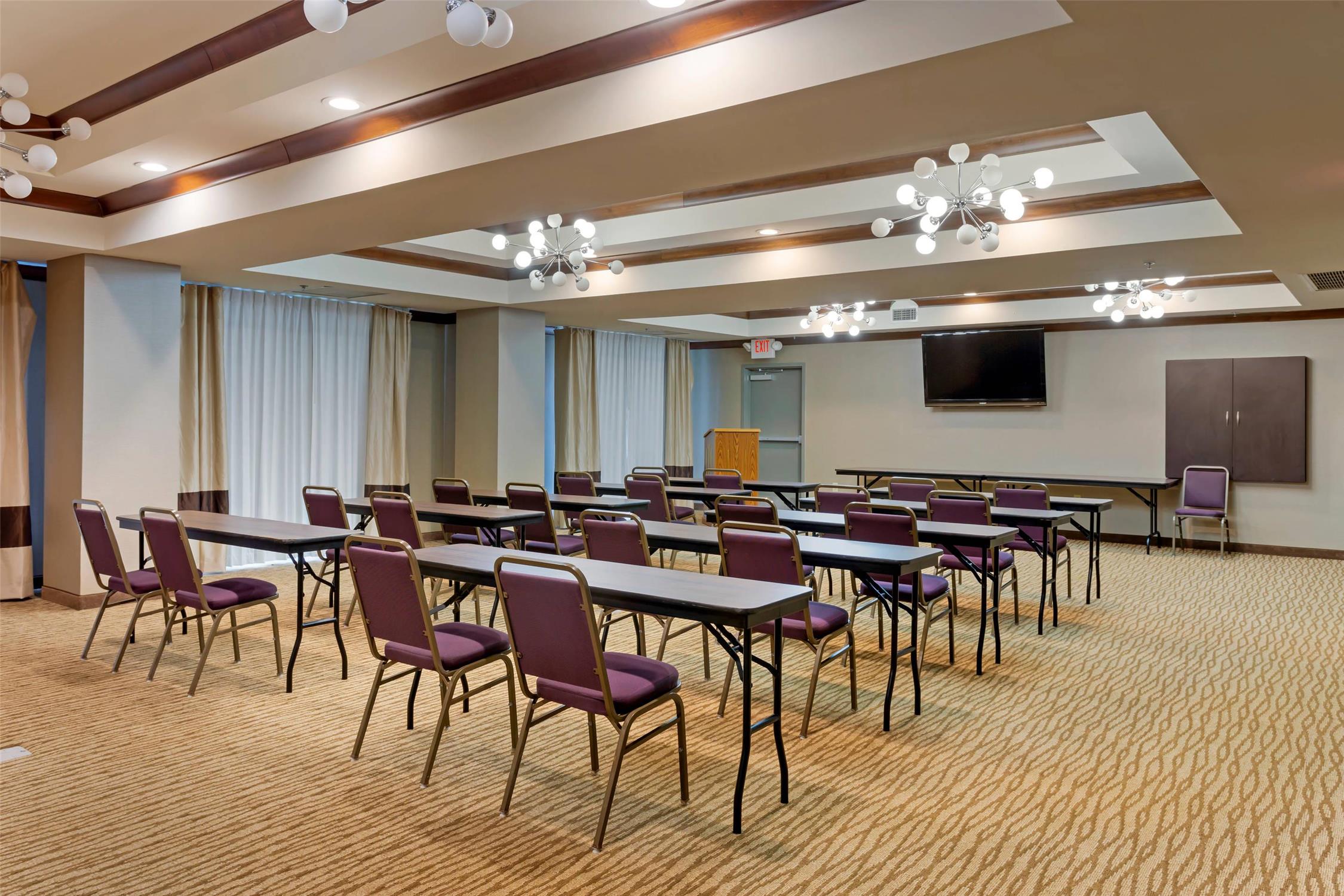 Comfort Suites Little Rock West 10/19