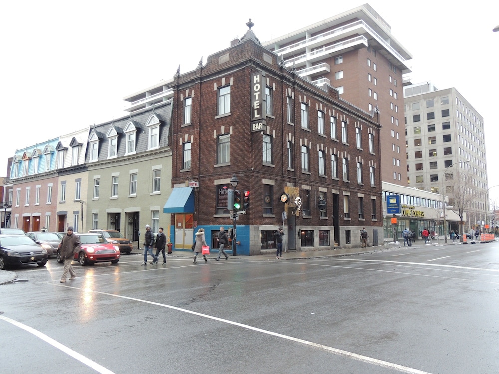 Hotel Arena Palace Montreal 20/20