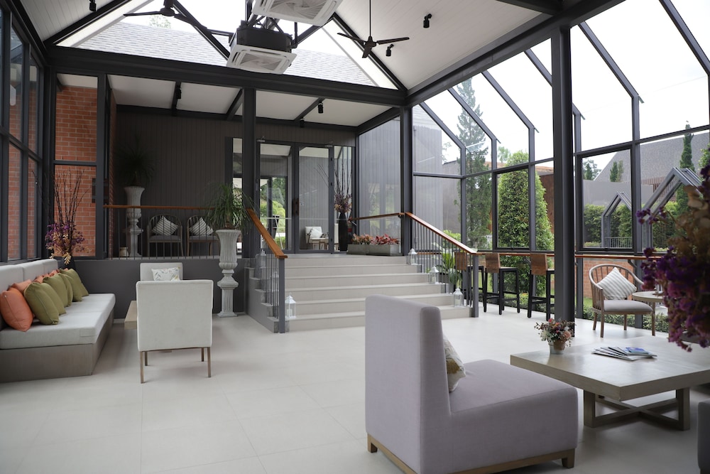 Flora Creek Chiang Mai 62/77