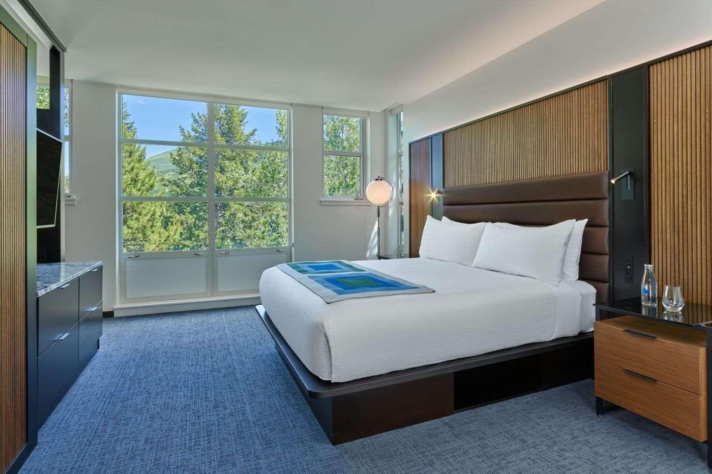 Aspen, Junior Suite, King Bed, Accessible